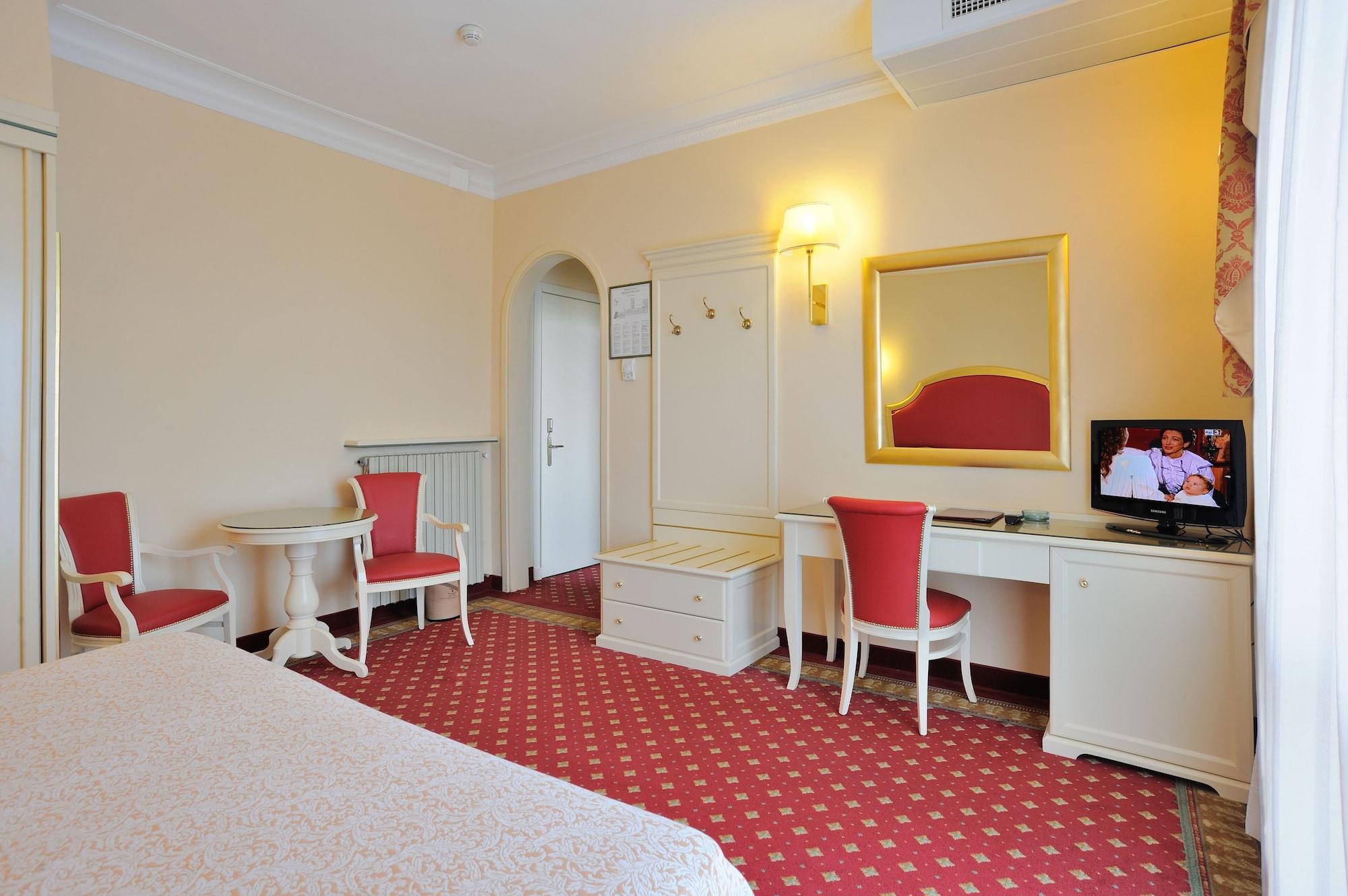 Palace Meggiorato Hotel